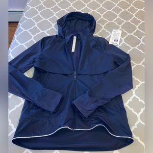 Lululemon kicking asphalt running jacket navy 8